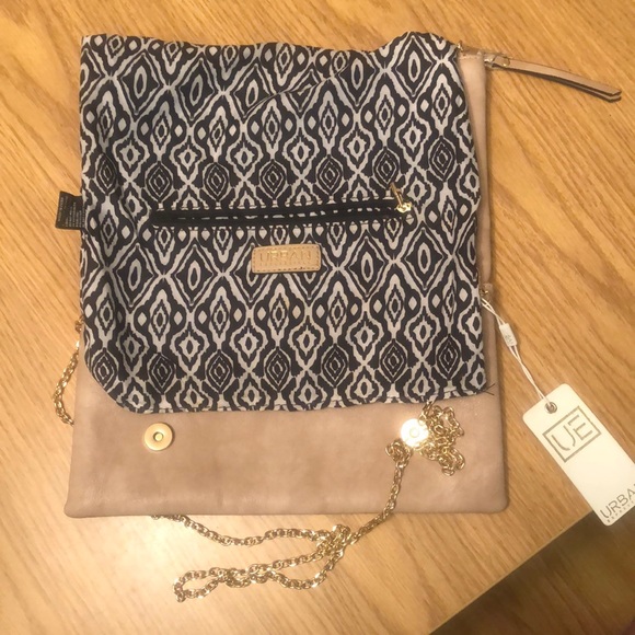 Urban Expressions Bags | Multi Use Clutch Purse | - Picture 4 of 5